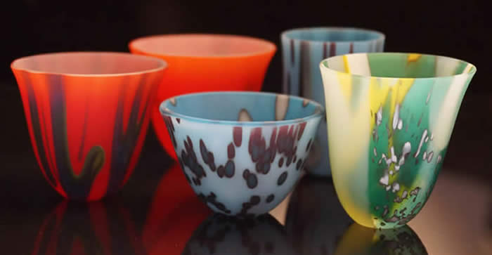 http://www.weisserglass.com/classes/images/mystic-vessel-3352-bs-ts-grouping-1-crop_000.jpg